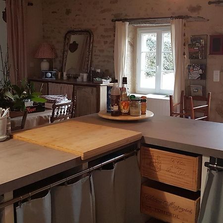 Gite Arçonnay, 5 bedrooms, 14 persons - FR-1-410-300 Buitenkant foto